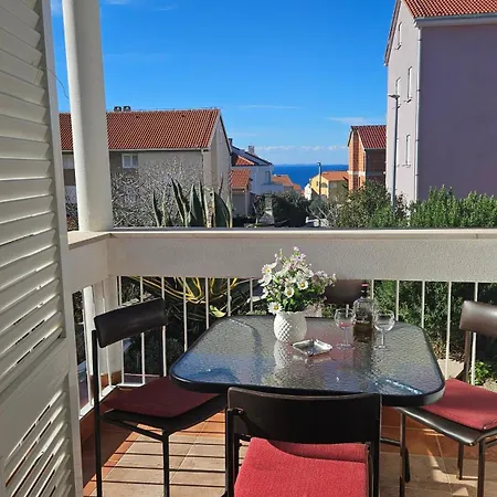 Apartments Gala Novalja Exterior photo