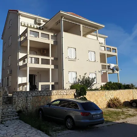 Apartments Gala Novalja Exterior photo