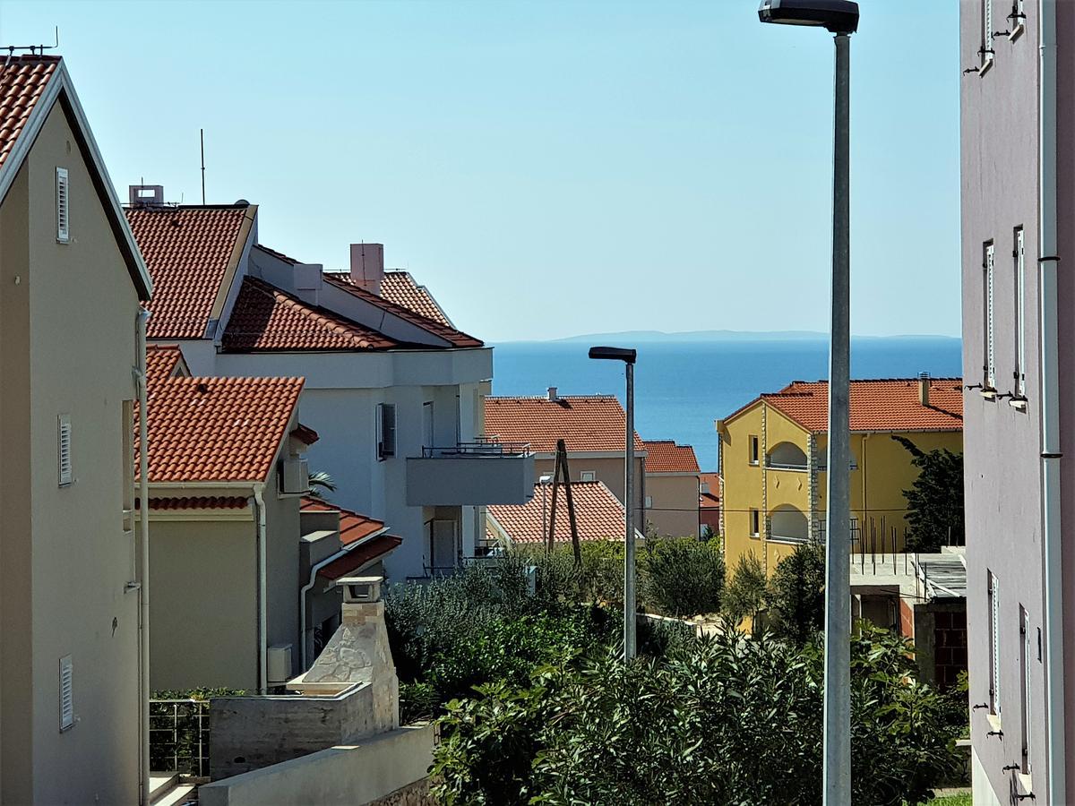 Gala Apartment